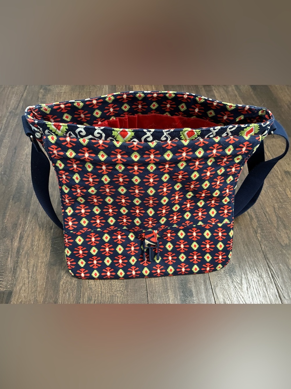 Vera Bradley Sun Valley Messenger Bag - Picture 5 of 14